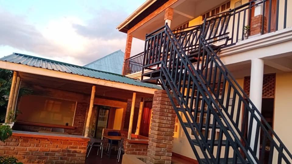 Seven Seven B&B Arusha Luaran gambar